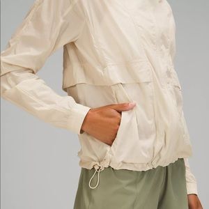 NWT Lululemon Hood Lite Packable Jacket